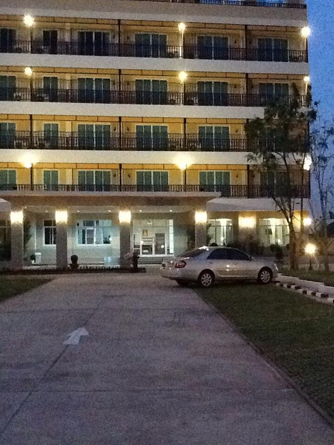 Baan Duangkamol Phitsanulok Exterior foto